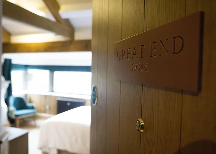 The Queen's Head Hotel 4*