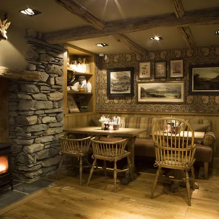 Отель The Queen's Head Troutbeck (South Lakeland)
