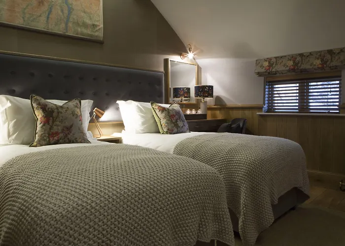 Hotel The Queen's Head 4*