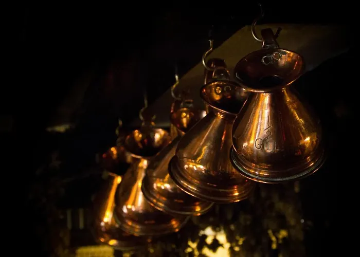 The Queen's Head Hotel