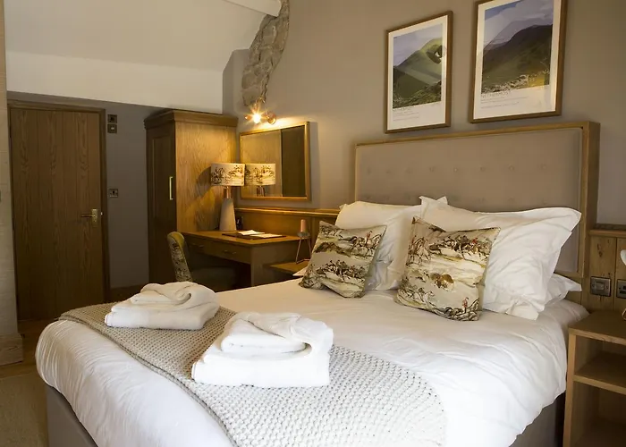 The Queen's Head Hotel